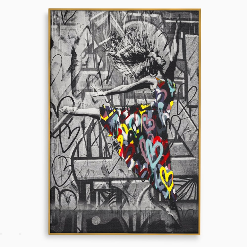 Tablou canvas cu tablou canvas cu dansatoare si graffiti, in rama de aluminiu auriu